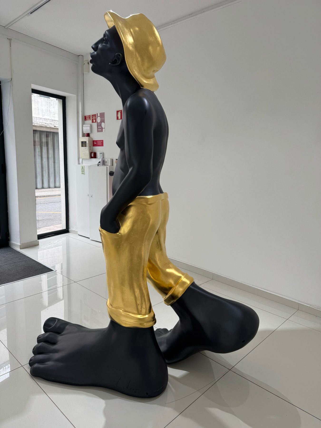 Le Siffleur 220 by Idan Zareski, view 3