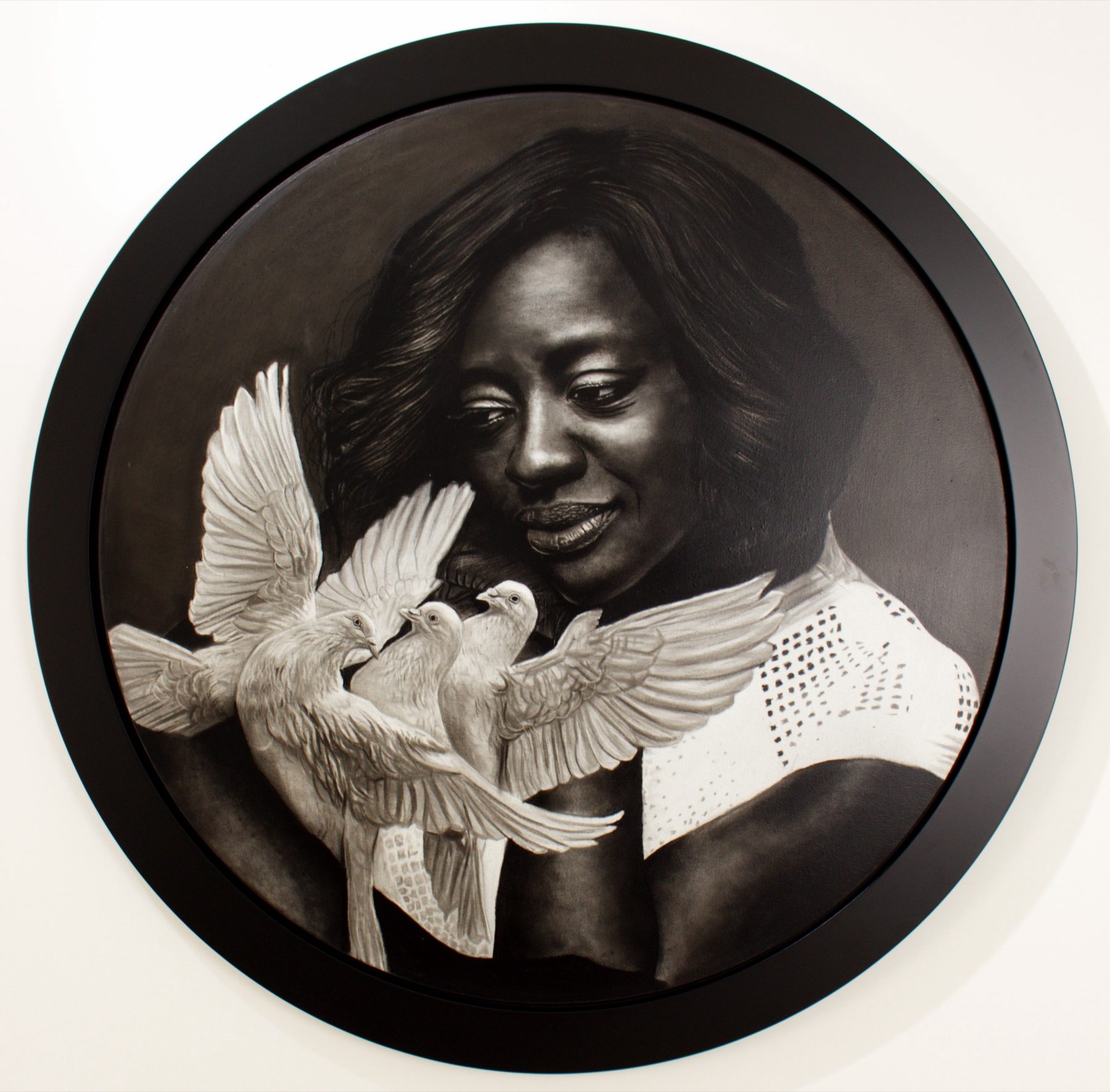 Viola and the birds by Ritchelly Oliveira, view 2
